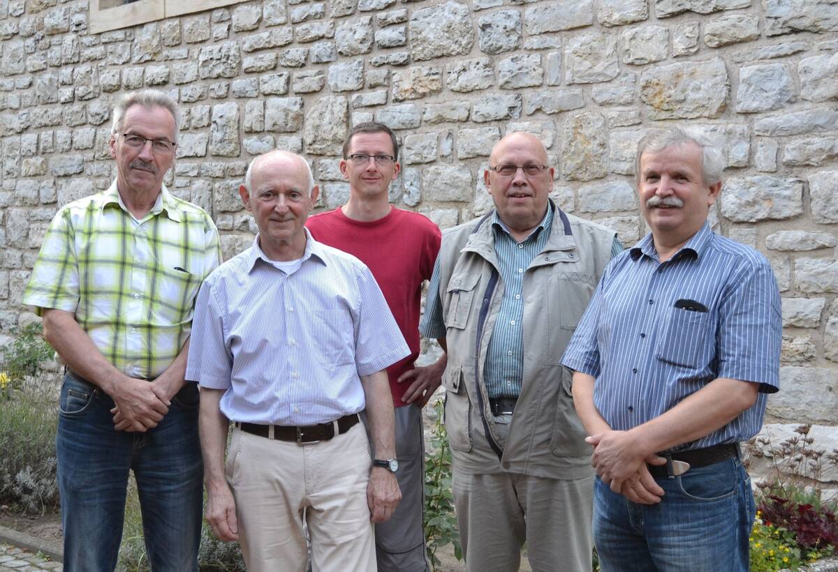 Die Küster Harald Rosemeier, Heinz Werne, Daniel Döring, Klaus-Dieter Renken und Walter Zapke