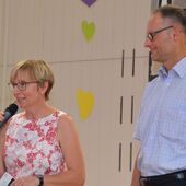 Begrüßung durch Barbara Scholz und Pfarrer Harald Volkwein